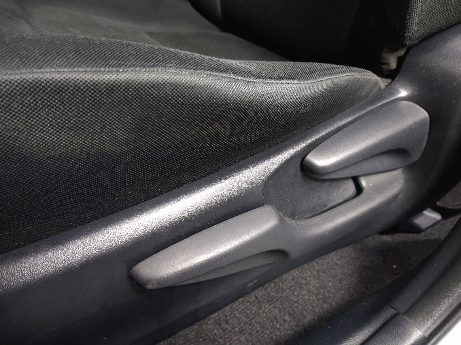 TOYOTA RAV 4 2.0 4X2 16V GASOLINA 4P. AUTOMÁTICO - Imagem 19