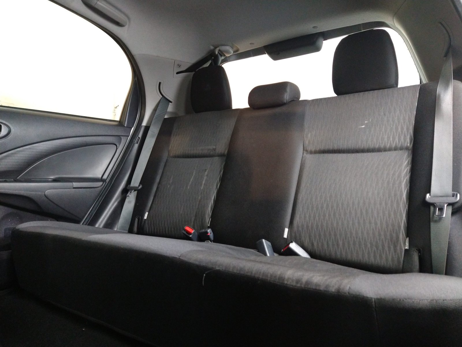 TOYOTA ETIOS 1.3 X FLEX 4P AUTOMÁTICO. - Imagem 20