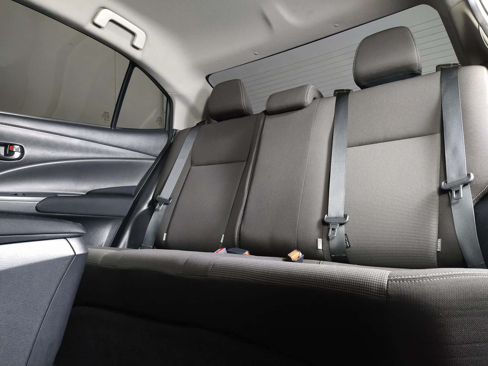 TOYOTA YARIS SEDAN 1.5 XL FLEX 4 PORTAS AUTOMÁTICO - Imagem 23