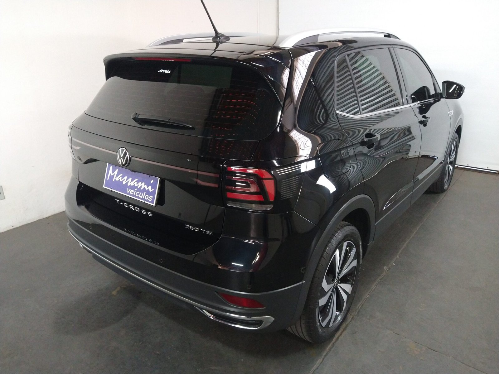 VOLKSWAGEN T-CROSS HIGHLINE 1.4 250 TSI AUTOMÁTICO FLEX - Imagem 26
