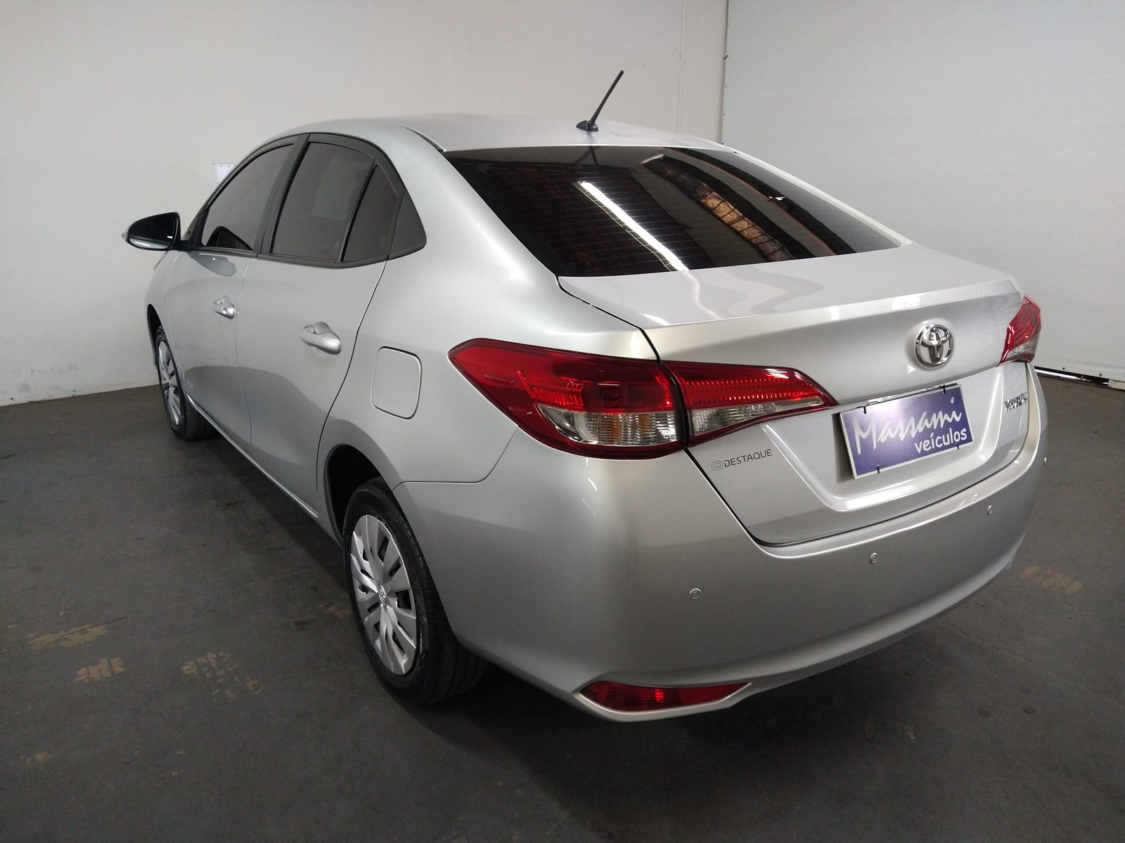 TOYOTA YARIS SEDAN 1.5 XL FLEX 4 PORTAS AUTOMÁTICO - Imagem 29