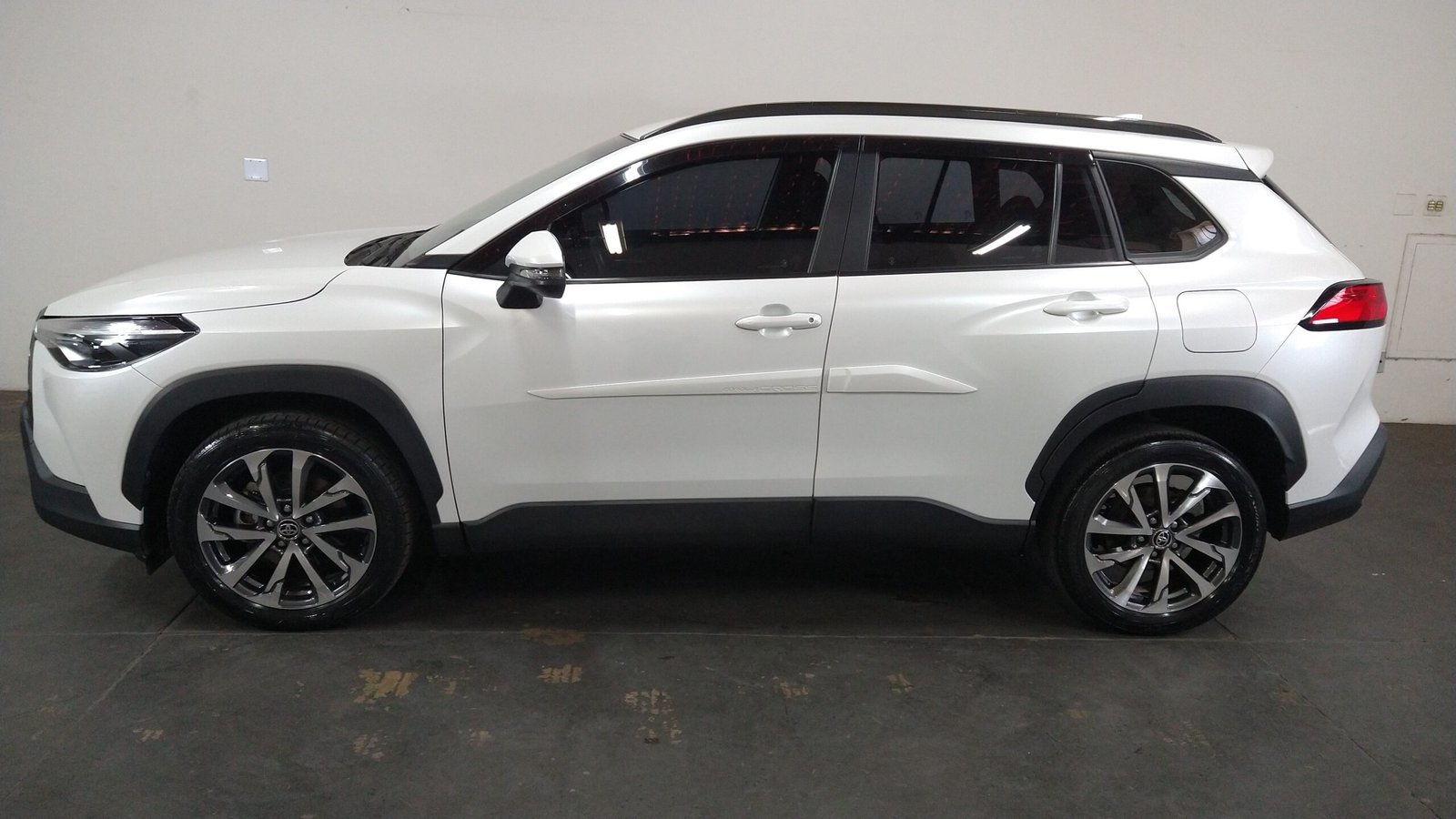 TOYOTA COROLLA CROSS 2.0 XRE FLEX 4P AUTOMÁTICO - Imagem 30