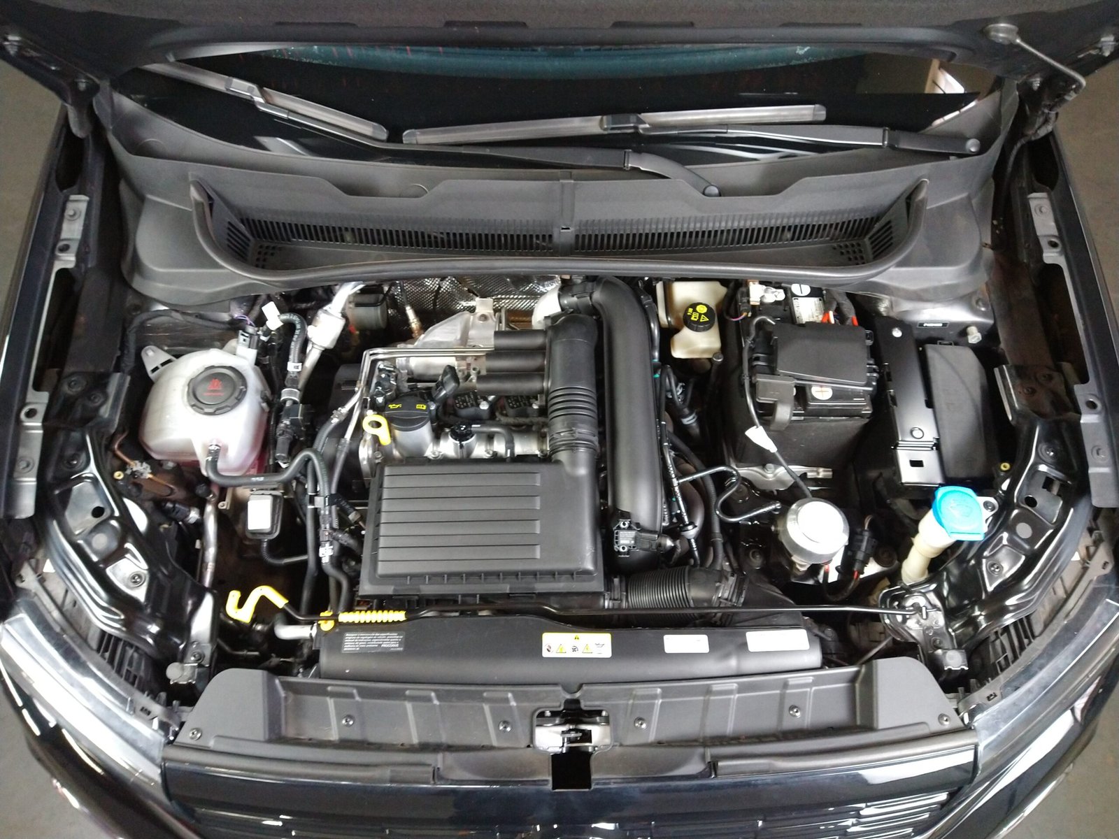 VOLKSWAGEN T-CROSS HIGHLINE 1.4 250 TSI AUTOMÁTICO FLEX - Imagem 30
