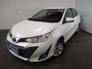 TOYOTA YARIS SEDAN XL 1.5 CVT AUTOMÁTICO FLEX