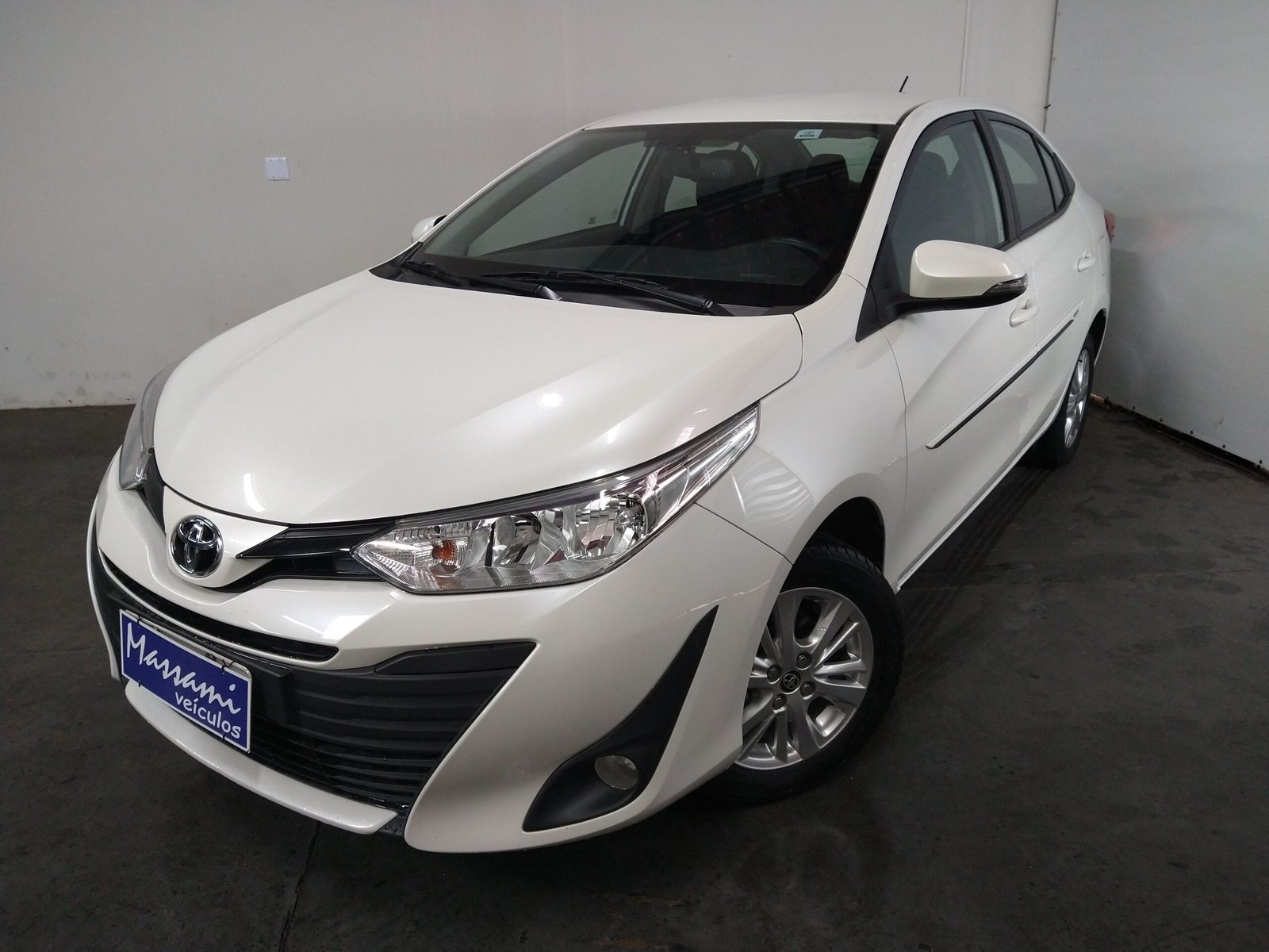 TOYOTA YARIS SEDAN XL 1.5 CVT AUTOMÁTICO FLEX