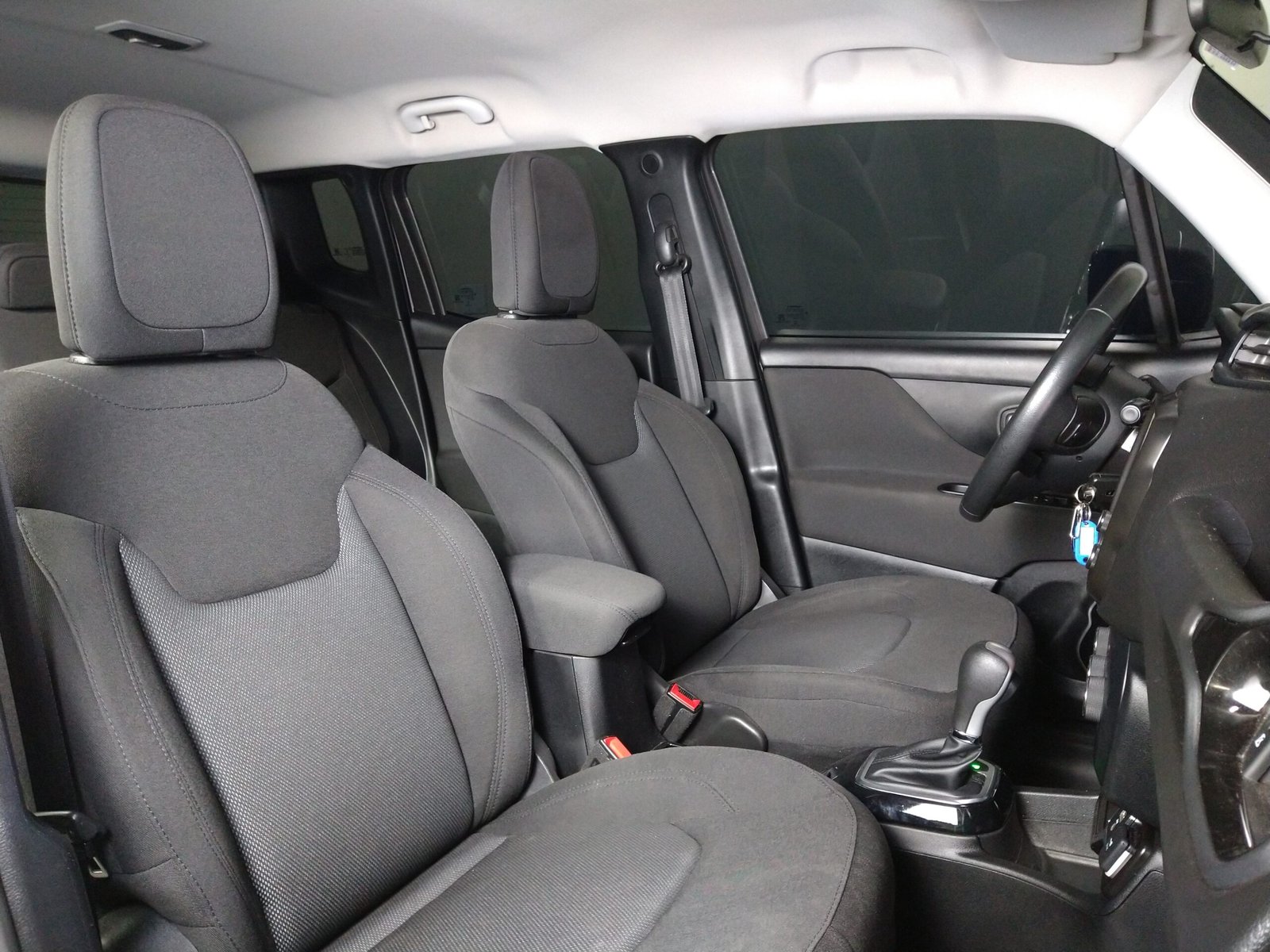 JEEP RENEGADE 1.8 SPORT FLEX 4P. AUTOMÁTICA - Imagem 18