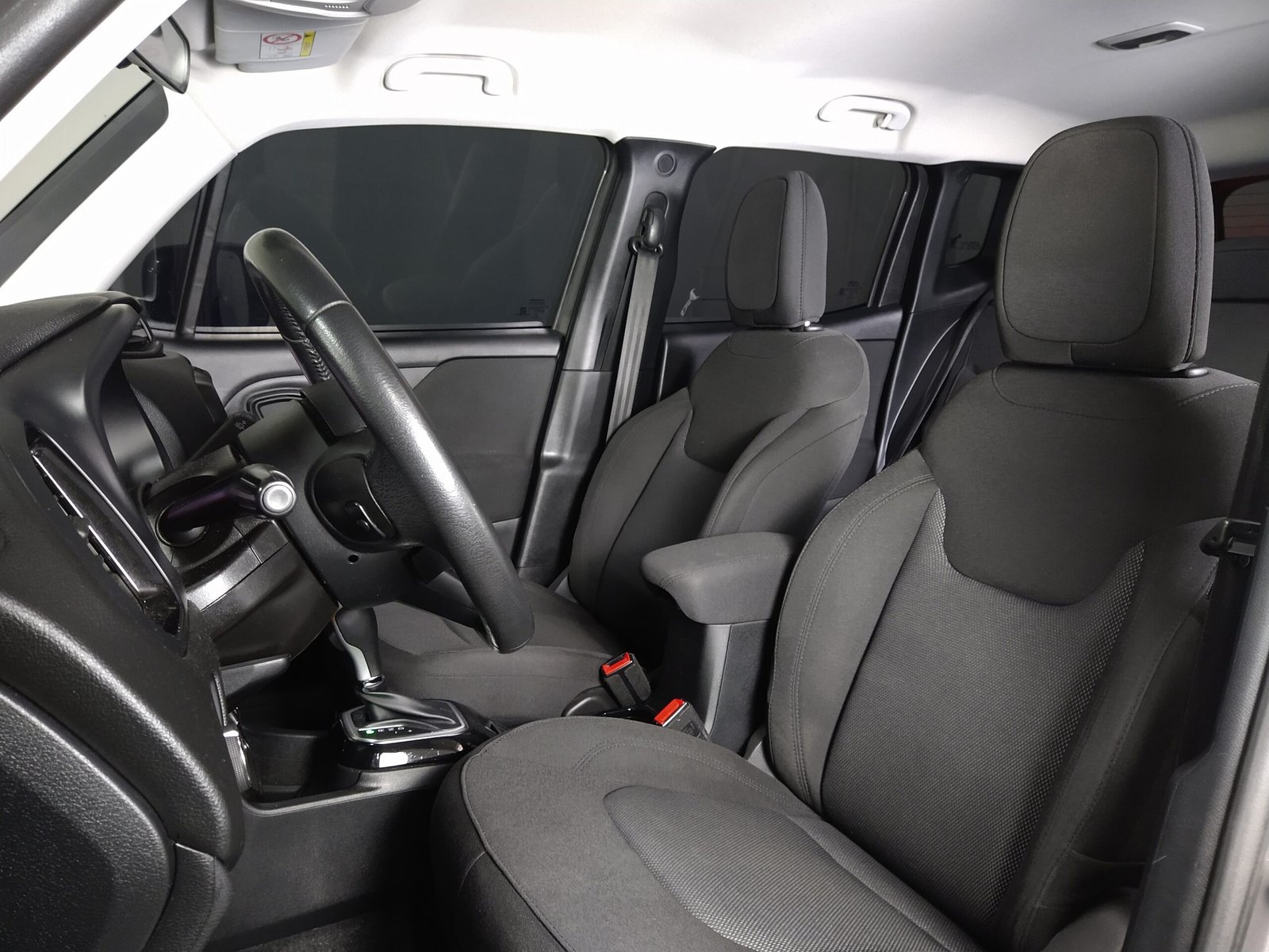 JEEP RENEGADE 1.8 SPORT FLEX 4P. AUTOMÁTICA - Imagem 22