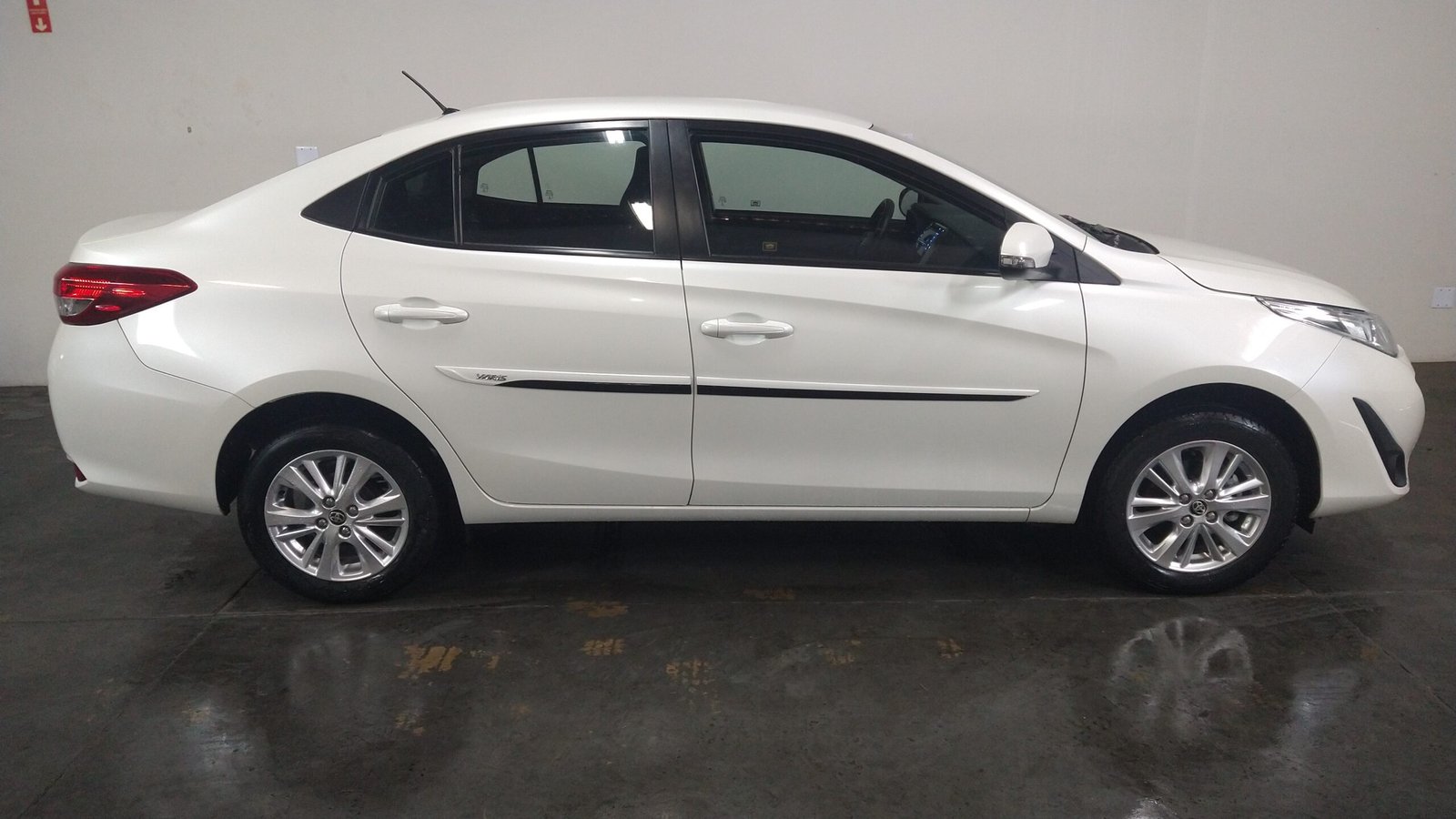 TOYOTA YARIS SEDAN XL 1.5 CVT AUTOMÁTICO FLEX - Imagem 28