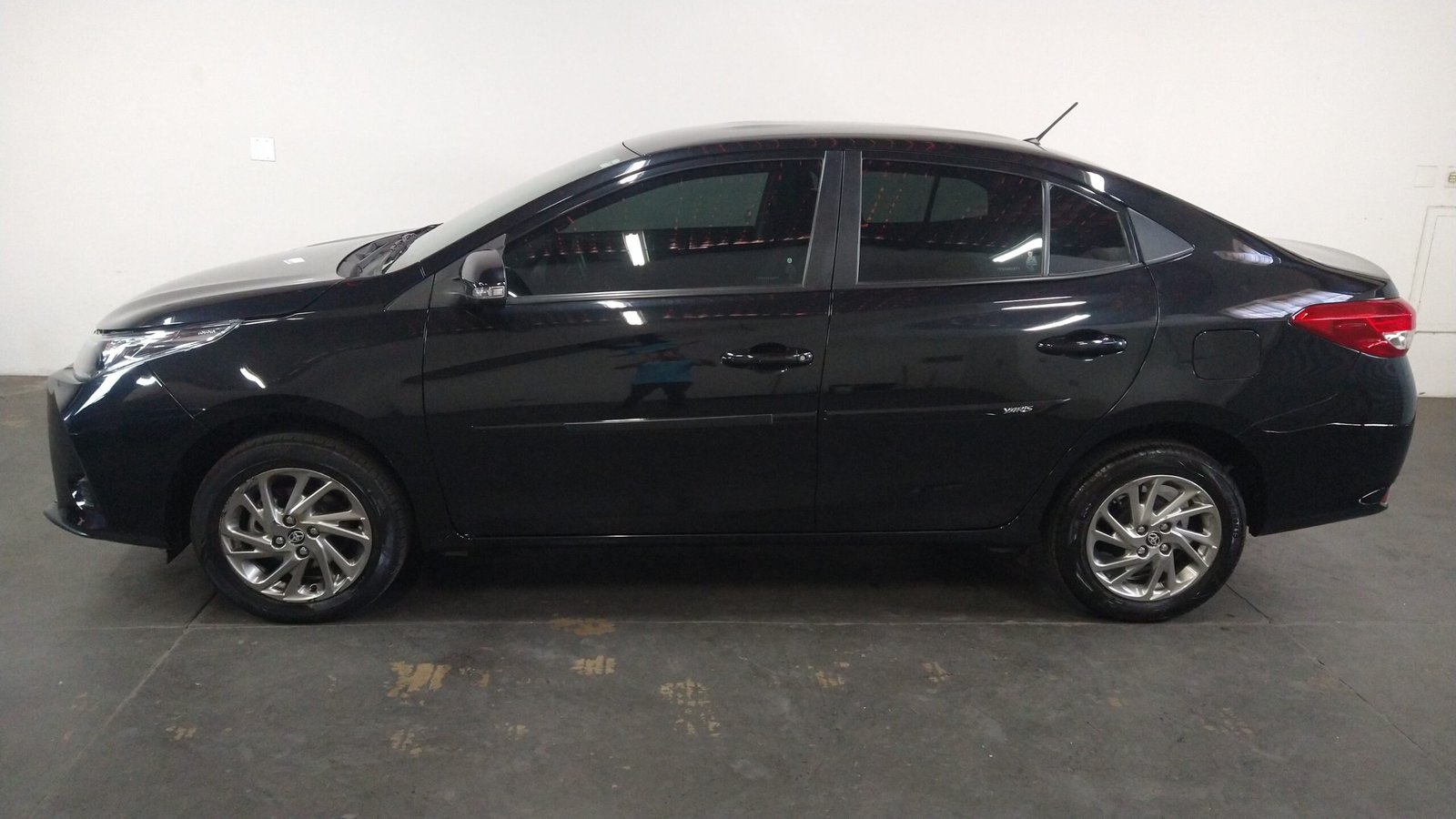 TOYOTA YARIS SEDAN 1.5 XL FLEX 4P. AUTOMÁTICO. - Imagem 29