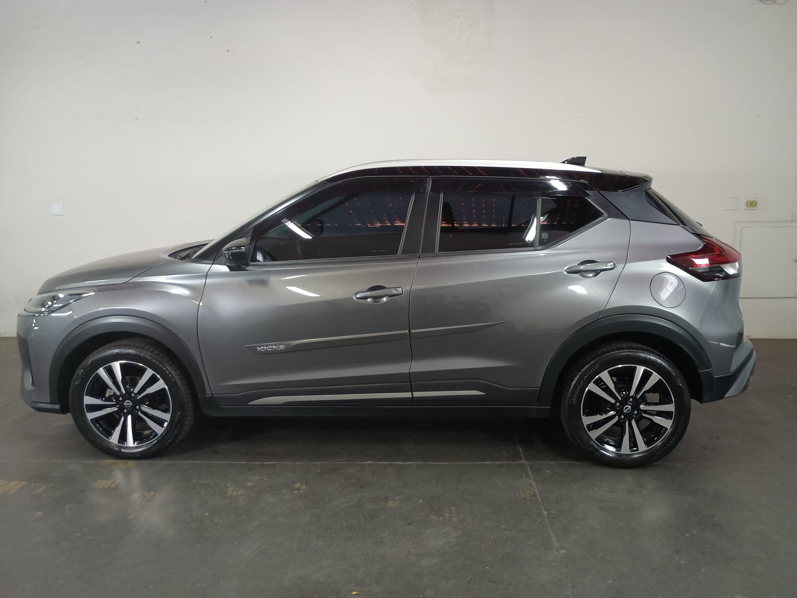 NISSA KICKS EXCLUSIVE 1.6 CVT AUTOMÁTICA FLEX - Imagem 24