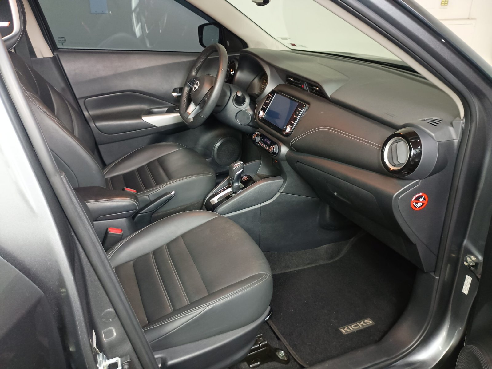 NISSA KICKS EXCLUSIVE 1.6 CVT AUTOMÁTICA FLEX - Imagem 9