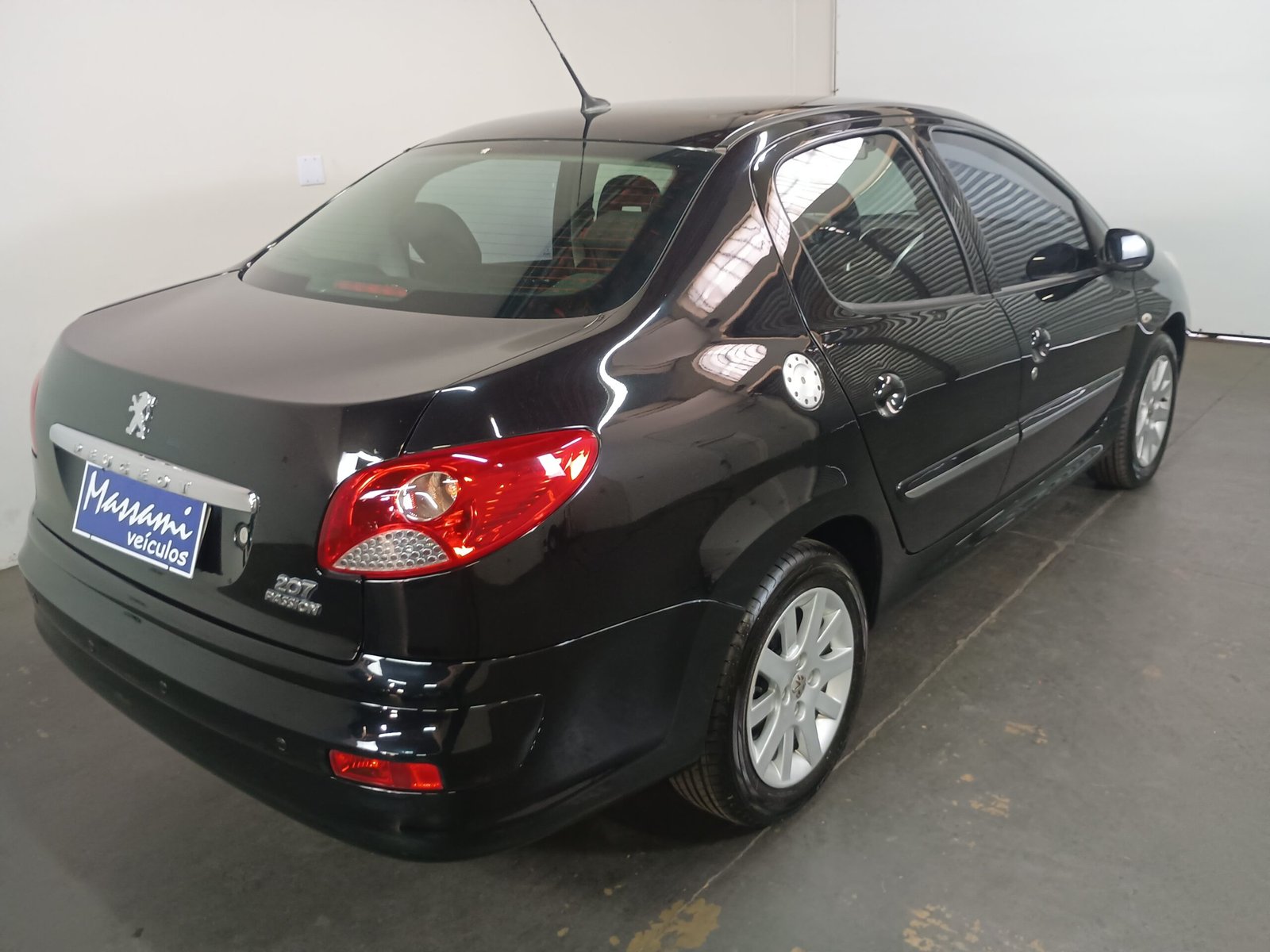 PEUGEOT 207 PASSION XS 1.6 4P FLEX - Imagem 18
