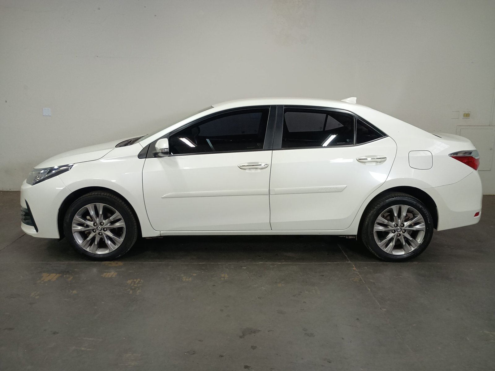 TOYOTA COROLLA XEI 2.0 CVT AUTOMÁTICO FLEX - Imagem 20
