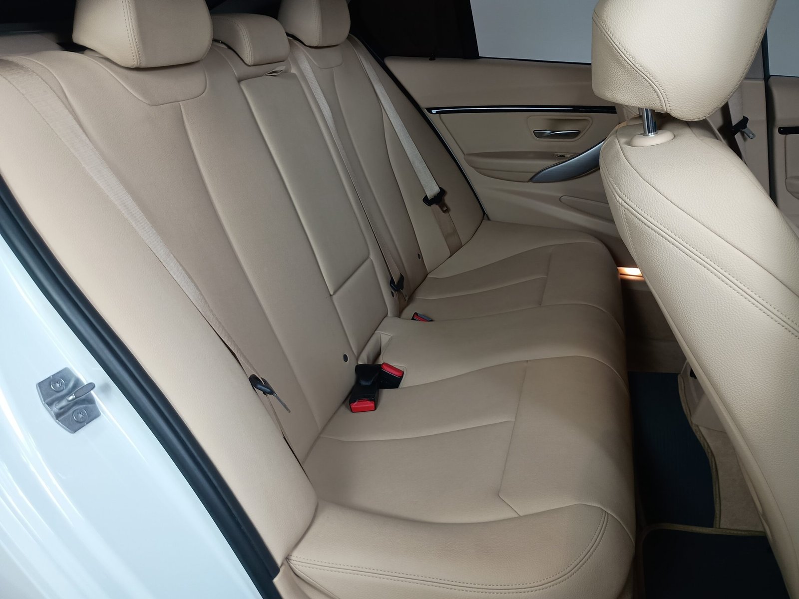 BMW 320i ACTIVE FLEX 4P AUTOMÁTICO. - Imagem 22