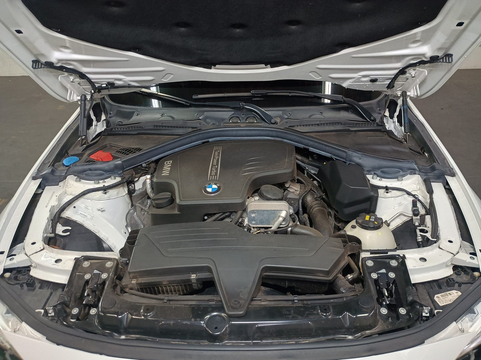 BMW 320i ACTIVE FLEX 4P AUTOMÁTICO. - Imagem 30