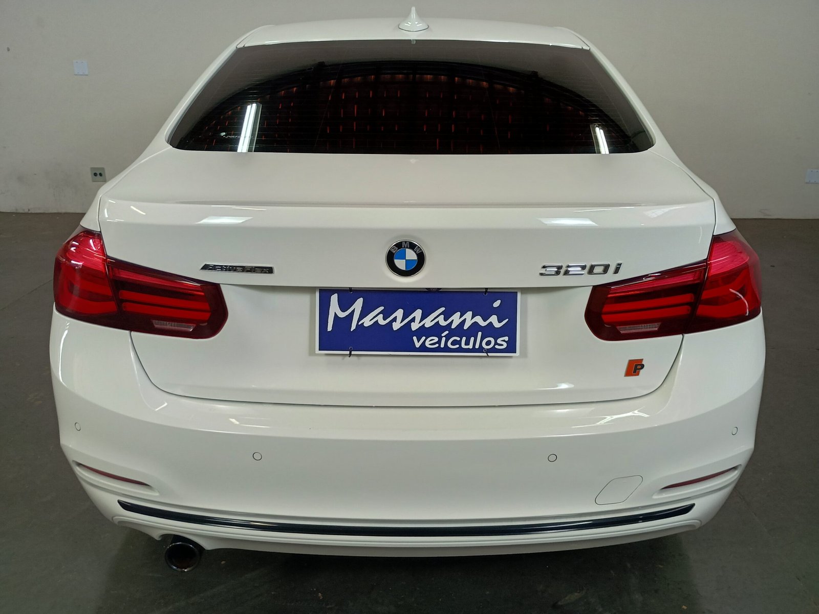 BMW 320i ACTIVE FLEX 4P AUTOMÁTICO. - Imagem 31