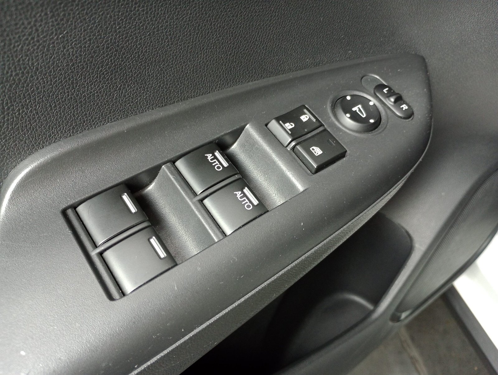 HONDA WR-V EX 1.5 CVT AUTOMÁTICA FLEX - Imagem 5