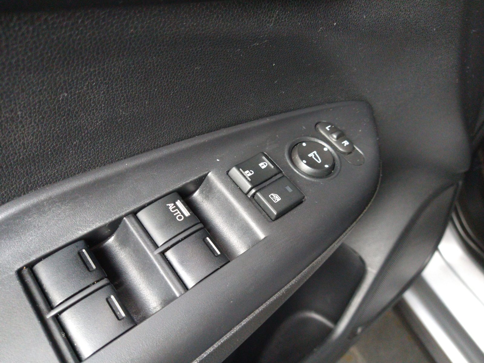 HONDA WR-V 1.5 i-VTEC FLEX HATCH EXL CVT - Imagem 6
