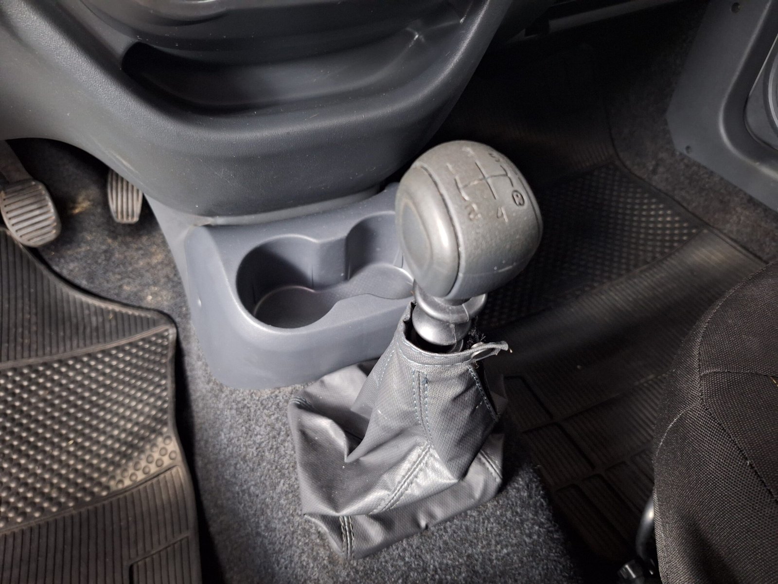 FIAT FIORINO HARD WORKING FLEX 2P. MANUAL - Imagem 7