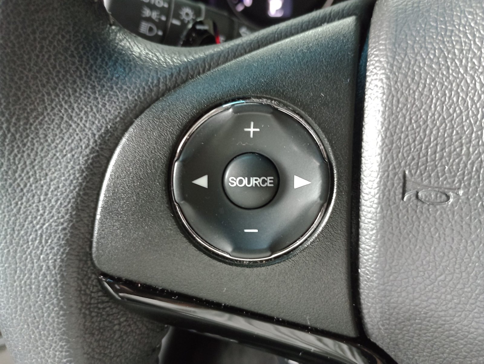 HONDA WR-V EX 1.5 CVT AUTOMÁTICA FLEX - Imagem 12