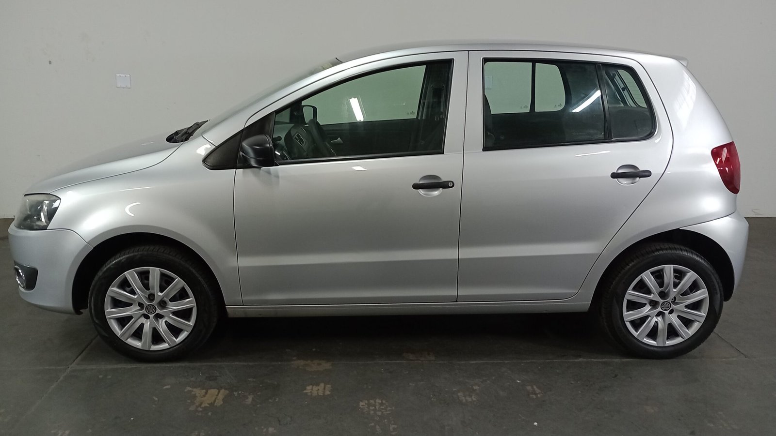 VOLKSWAGEN FOX 1.0 FLEX 4P MANUAL - Imagem 24
